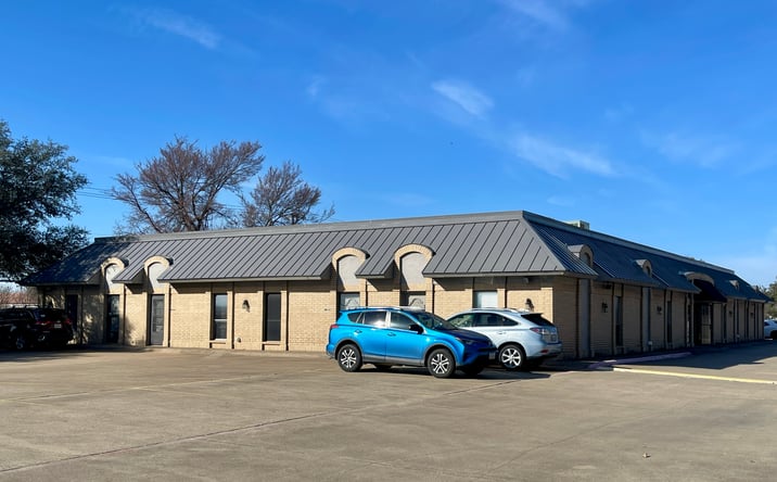 Pictures of Office, Retail property located at 600 W Campbell Rd, Richardson, TX 75080 for sales - image #1