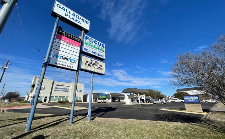 Pictures of Office, Retail property located at 809 Gallagher Dr, Sherman, TX 75090 for sales - image #1