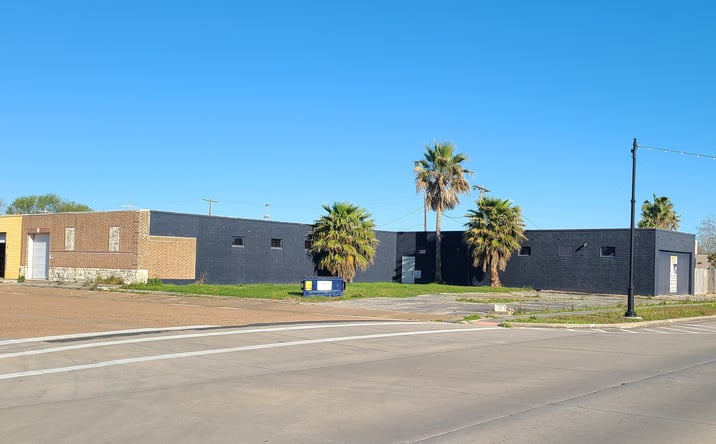 Pictures of Hospitality, Mixed Use, Retail property located at 201 6th St N, Texas City, TX 77590 for sales - image #1
