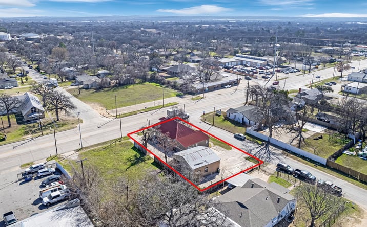 Pictures of Office, Retail property located at 2211 N Beach St, Haltom City, TX 76111 for sales - image #1