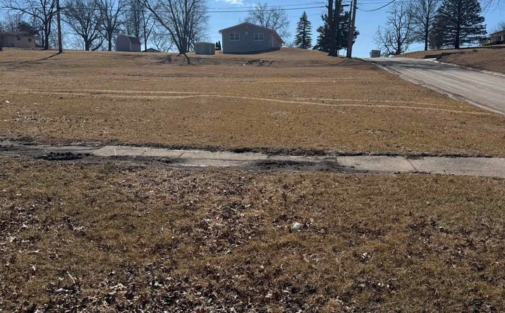 Pictures of Land, Special Purpose property located at 1628 Linden Avenue, Chariton, IA 50049 for sales - image #1
