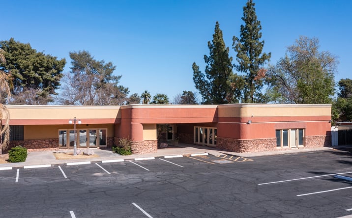 Pictures of Office property located at 715 N Gilbert Rd, Mesa, AZ 85203 for sales - image #1