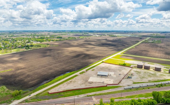 Pictures of Industrial property located at 2302 S Pierce Avenue, Mason City, IA 50401 for sales - image #1