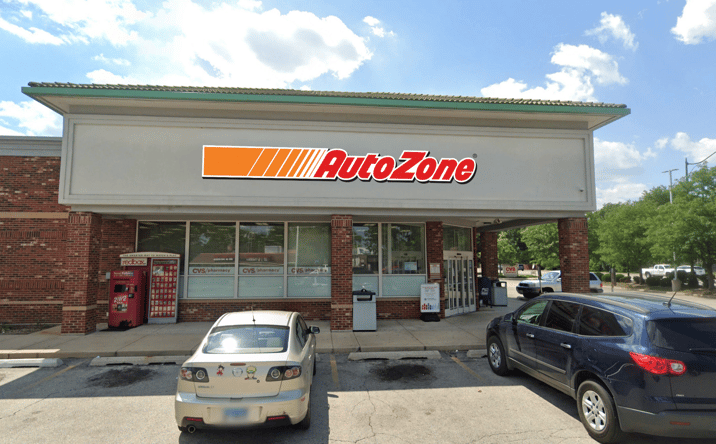 Pictures of Retail property located at 700 W Irving Park Rd, Bensenville, IL 60106 for sales - image #1