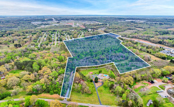Pictures of Land, Mixed Use, Multifamily, Self Storage property located at 2894 Old Medina Rd, Jackson, TN 38305 for sales - image #1