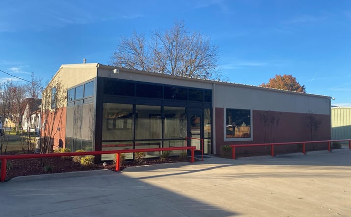 Pictures of Industrial, Retail property located at 621 Cow Alley, Waxahachie, TX 75165 for sales - image #1