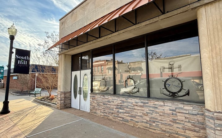 Pictures of Retail property located at 115 N Mecklenburg Ave, South Hill, VA 23970 for sales - image #1