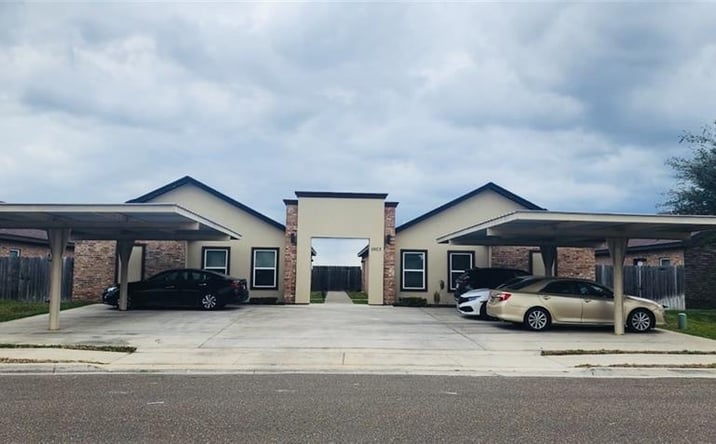 Pictures of Multifamily property located at 1903 Cari Nicole Avenue, Edinburg, TX 78541 for sales - image #1