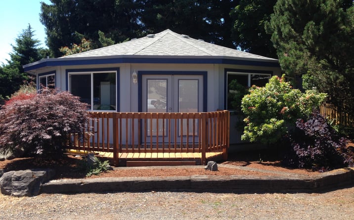 Pictures of Retail, Office property located at 1675 NE Hogan Dr, Gresham, OR 97030 for sales - image #1