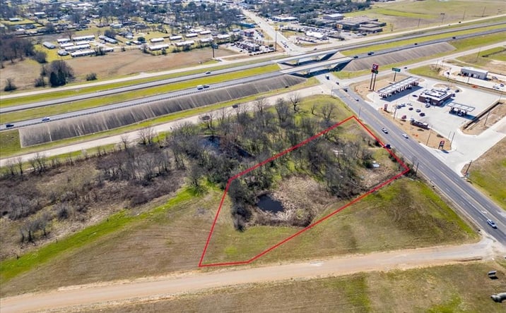 Pictures of Land property located at 606 N 3rd Street, Mabank, TX 75147 for sales - image #1