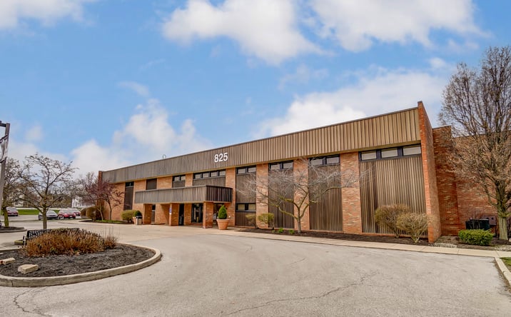 Pictures of Office property located at 825 W Market St, Lima, OH 45805 for sales - image #1