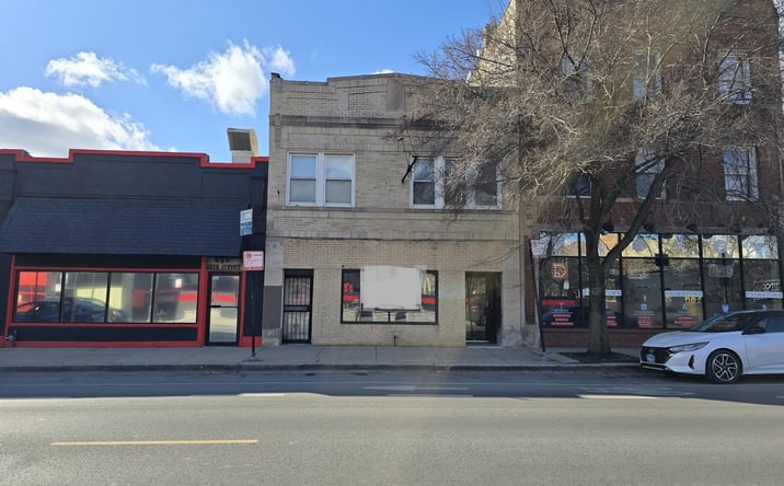 Pictures of Multifamily, Mixed Use property located at 3055 W Lawrence Avenue, Chicago, IL 60625 for sales - image #1