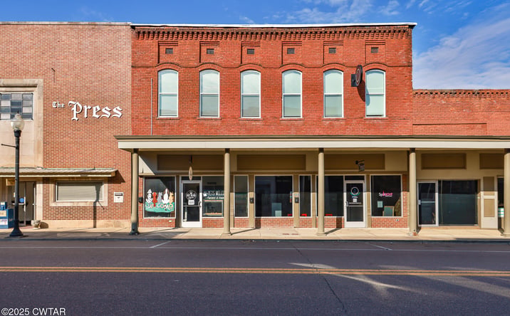 Pictures of Mixed Use, Retail, Multifamily property located at 233 S Lindell Street, Martin, TN 38237 for sales - image #1