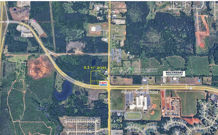 Pictures of Land property located at 504 Perry Pkwy, Perry, GA 31069 for sales - image #1