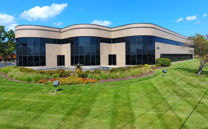 Pictures of Office property located at 333 Salem Pl, Fairview Heights, IL 62208 for sales - image #1