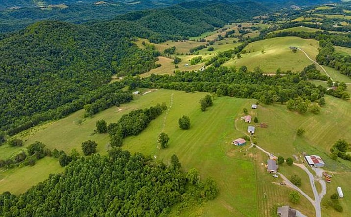Pictures of Land property located at 0 Ridgeview Ln, Sneedville, TN 37869 for sales - image #1