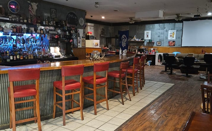 Pictures of Office, Retail property located at 116 E Webster Street, Osceola, IA 50213 for sales - image #1