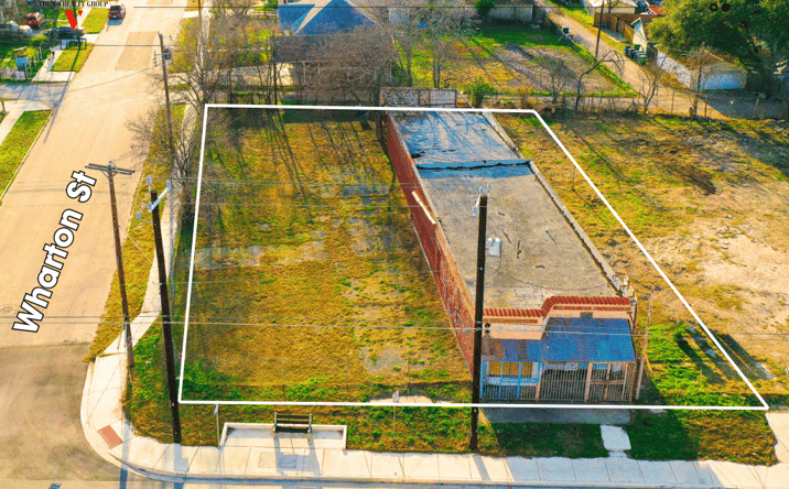 Pictures of Land, Mixed Use, Retail property located at 3621 S Presa St, San Antonio, TX 78210 for sales - image #1
