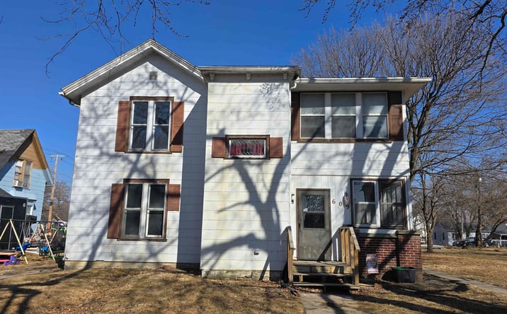Pictures of Multifamily property located at 609 W Montgomery Street, Creston, IA 50801 for sales - image #1