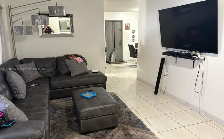 Pictures of Multifamily property located at 3133 NW 22nd Ct, Miami, FL 33142 for sales - image #1