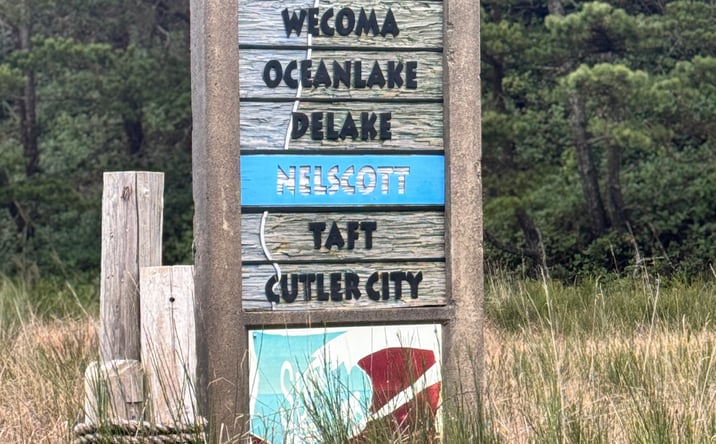 Pictures of Land property located at 1206 SE 28th St, Lincoln City, OR 97367 for sales - image #1