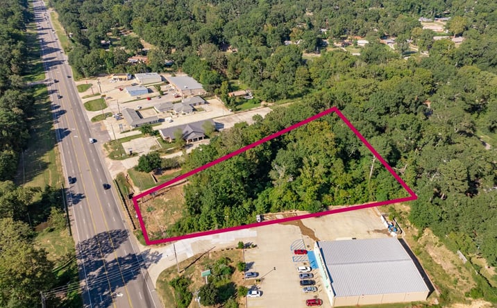 Pictures of Land property located at 3300 N Market St, Shreveport, LA 71107 for sales - image #1