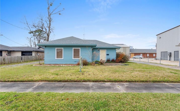 Pictures of Special Purpose property located at 3324 Center Street, Lake Charles, LA 70601 for sales - image #1