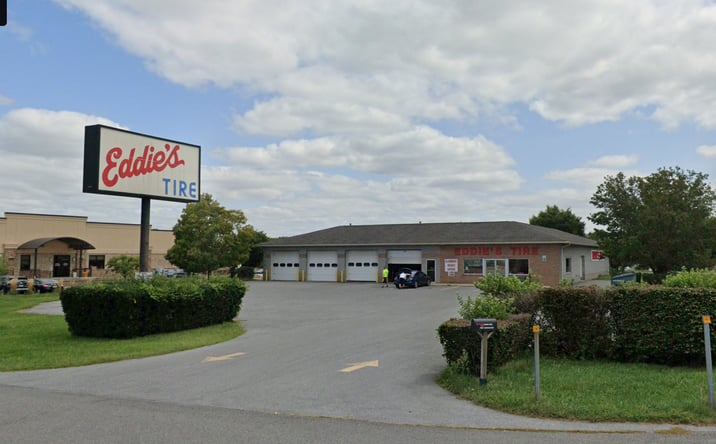 Pictures of Mixed Use, Office, Retail, Special Purpose property located at 1126 Diamond Dr, Hagerstown, MD 21740 for sales - image #1