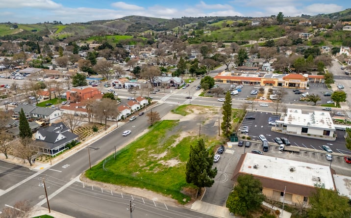 Pictures of Land property located at 828 Spring, Paso Robles, CA 93446 for sales - image #1