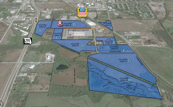 Pictures of Land property located at Tract B SE Thompson Dr, Lee's Summit, MO 64082 for sales - image #1