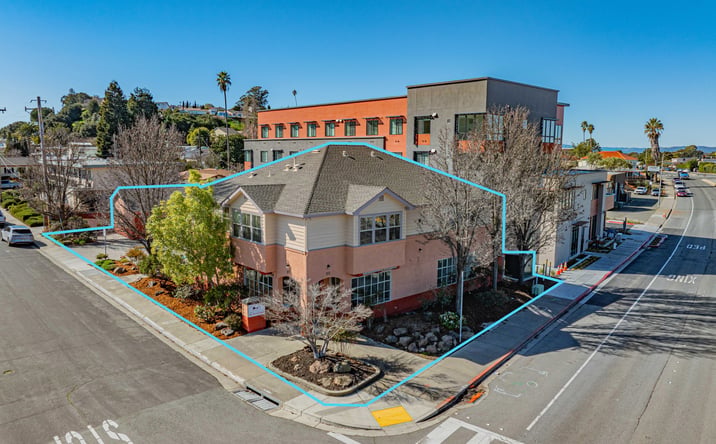 Pictures of Multifamily property located at 815 San Pablo Ave, Pinole, CA 94564 for sales - image #1