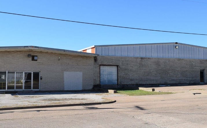 Pictures of Industrial property located at 807-811 Mercury Ave, Duncanville, TX 75137 for sales - image #1