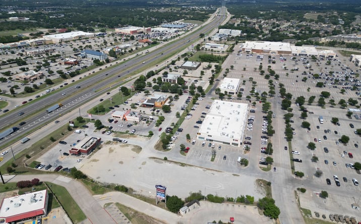 Pictures of Land property located at 108 I-20, Weatherford, TX 76087 for sales - image #1
