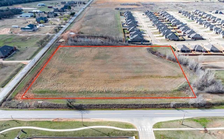 Pictures of Land property located at SW 59th & County Line, Mustang, OK 73064 for sales - image #1
