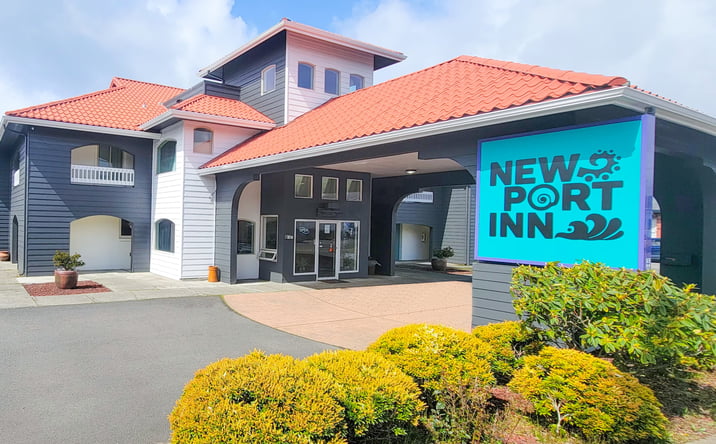Pictures of Hospitality property located at 1823 N Coast Hwy, Newport, OR 97365 for sales - image #1