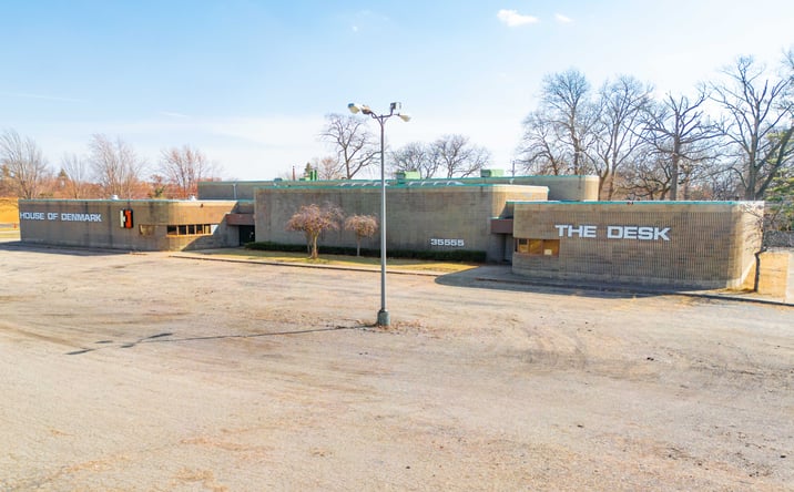 Pictures of Retail property located at 35555 Plymouth Rd, Livonia, MI 48150 for sales - image #1