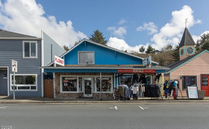 Pictures of Special Purpose property located at 205 SW Hwy 101, Waldport, OR 97394 for sales - image #1
