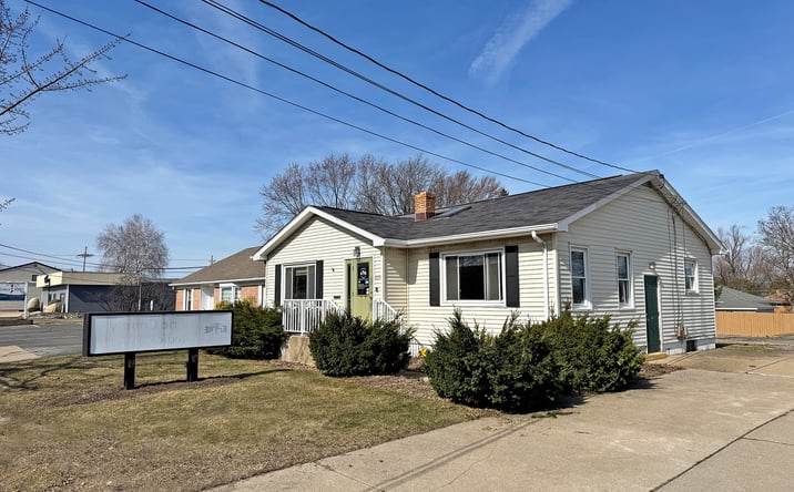 Pictures of Office property located at 1438 W 38th St, Erie, PA 16508 for sales - image #1