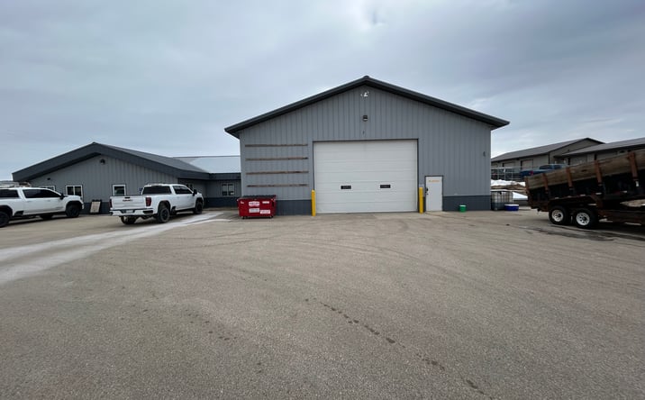 Pictures of Industrial property located at 829 Rolling View Ln SE, Pine Island, MN 55963 for sales - image #1