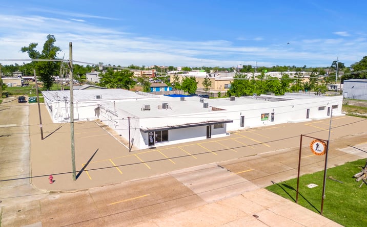 Pictures of Mixed Use, Office, Retail, Industrial property located at 409 Scott Street, Lake Charles, LA 70601 for sales - image #1