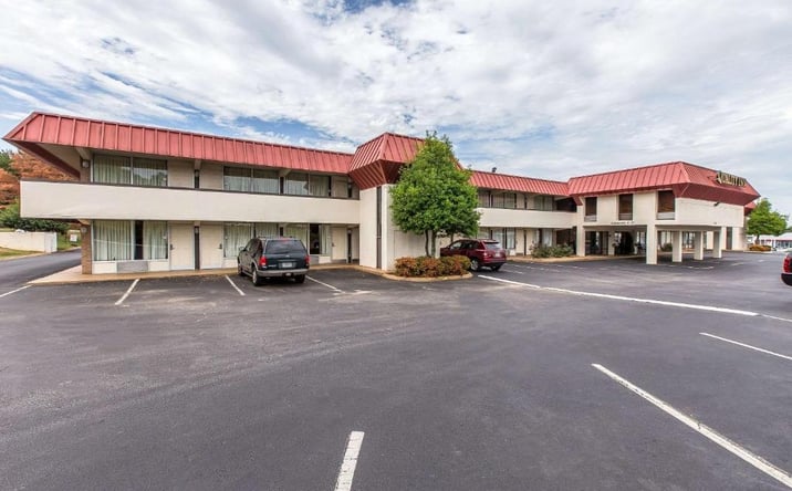 Pictures of Hospitality property located at 5539 Calhoun Memorial Hwy, Easley, SC 29640 for sales - image #1