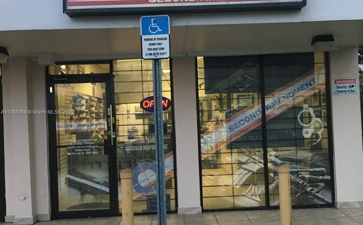 Pictures of Business for Sale, Office, Retail property located at 2005 W 62nd St, Hialeah, FL 33016 for sales - image #1