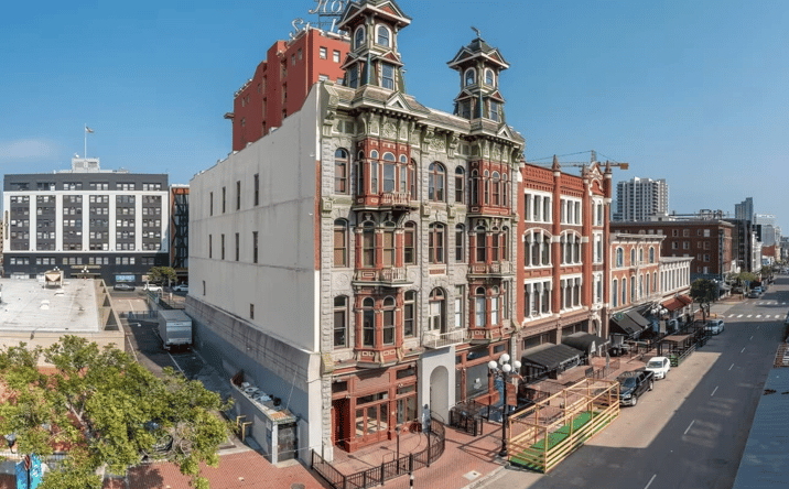 Pictures of Office, Retail property located at 835 Fifth Ave, San Diego, CA 92101 for sales - image #1