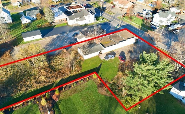 Pictures of Land, Retail property located at 123-131 N Jefferson street, Jefferson, OH 44047 for sales - image #1