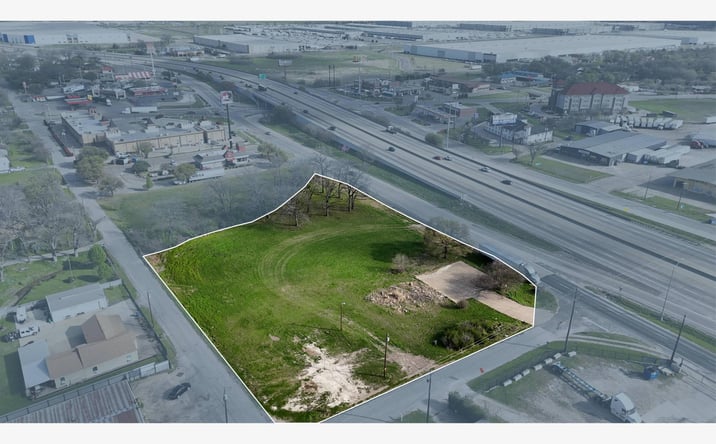 Pictures of Land property located at 407 Interstate 45, Hutchins, TX, USA, Hutchins, TX 75141 for sales - image #1