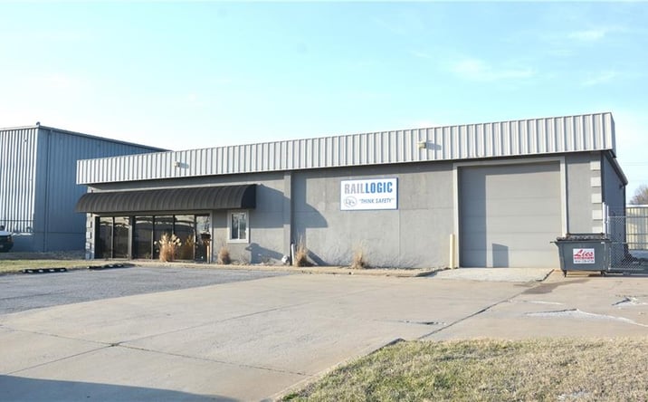Pictures of Industrial, Office property located at 2929 E US Highway 40 Highway, Blue Springs, MO 64015 for sales - image #1