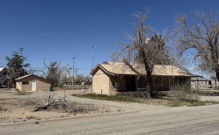 Pictures of Multifamily property located at 400 S Manchester Avenue, Hagerman, NM 88232 for sales - image #1