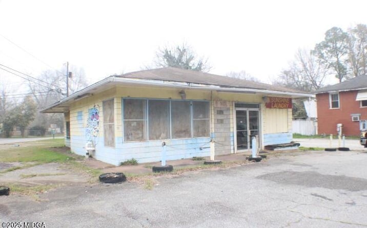 Pictures of Land property located at 512 Camellia Boulevard, Fort Valley, GA 31030 for sales - image #1