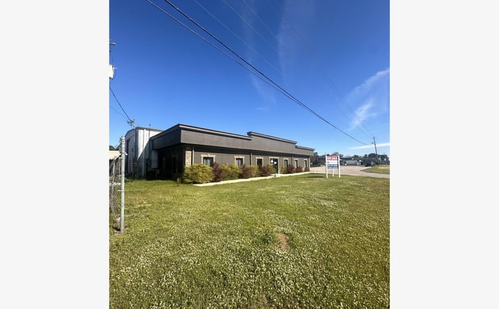 Pictures of Industrial, Mixed Use, Office, Retail, Special Purpose property located at 3265 S Eufaula Ave, Eufaula, AL 36027 for sales - image #1