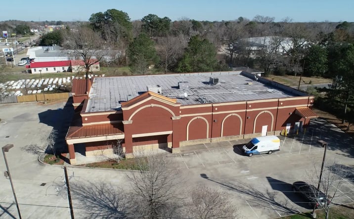 Pictures of Retail, Office, Industrial, Self Storage property located at 9006 Greenwell Springs Rd, Baton Rouge, LA 70814 for sales - image #1